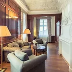 Schloss Hotel 4*