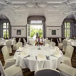 Schloss Hotel 4*