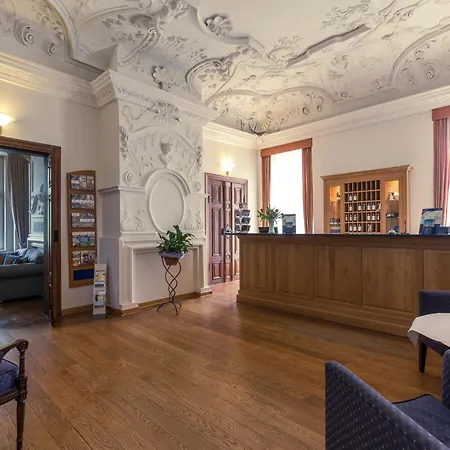 Hotel Sunday Schloss Glewe 4*