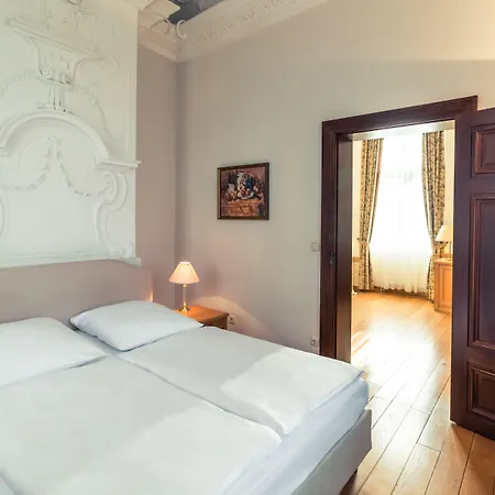 Sunday Schloss Glewe 4*