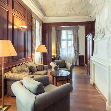 Sunday Schloss Glewe Hotel 4*