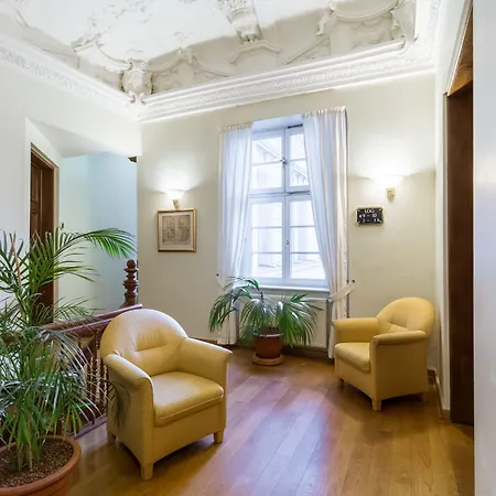 Sunday Schloss Glewe 4*