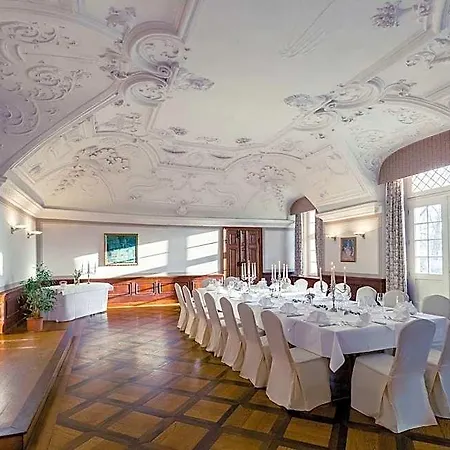 Hotel Sunday Schloss Glewe