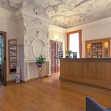 Sunday Schloss Glewe Hotel
