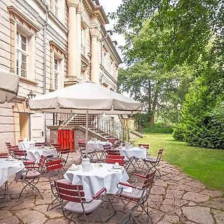 Sunday Schloss Glewe Hotel