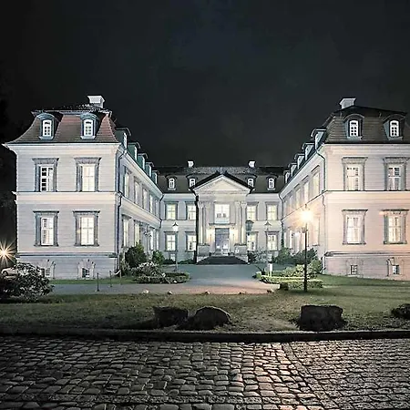 Sunday Schloss Glewe 4*