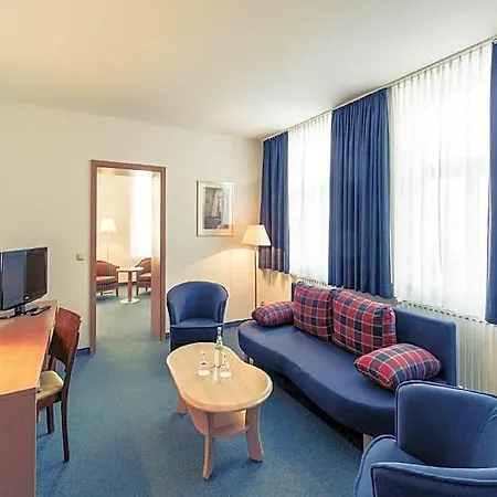 Sunday Schloss Glewe 4*