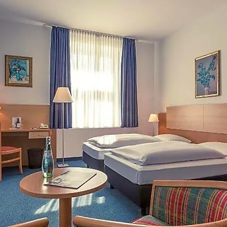 מלון Sunday Schloss Glewe 4*