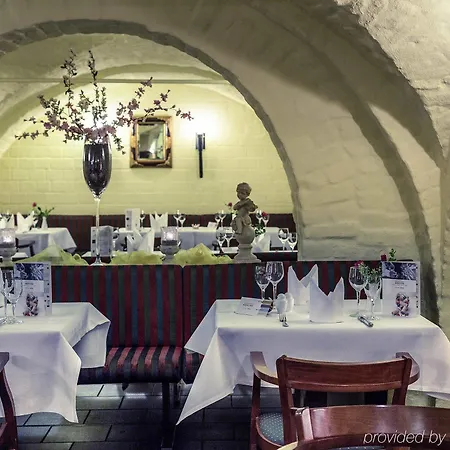 Schloss 4* Neustadt-Glewe