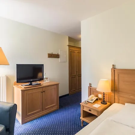 Schloss 4* Neustadt-Glewe