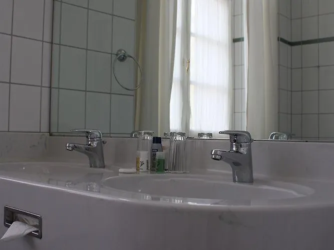 Schloss 4* Neustadt-Glewe